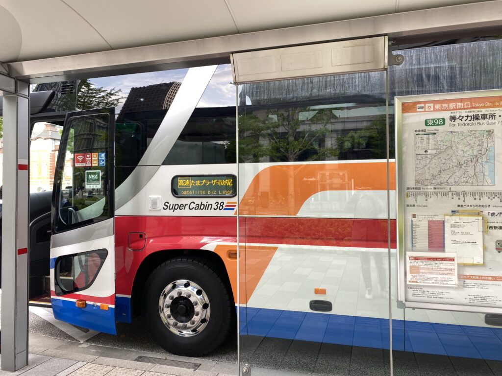 東急の通勤高速バス Satellite Biz Linerに乗車 実証実験 Cari Angin Tokyo